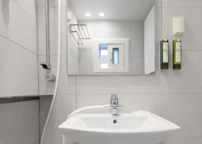 Still Time Bright 3 Bedroom With 2 Baths Near Myeongdong Station