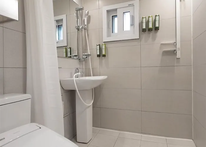 아파트 Still Time Bright 3 Bedroom With 2 Baths Near Myeongdong Station *